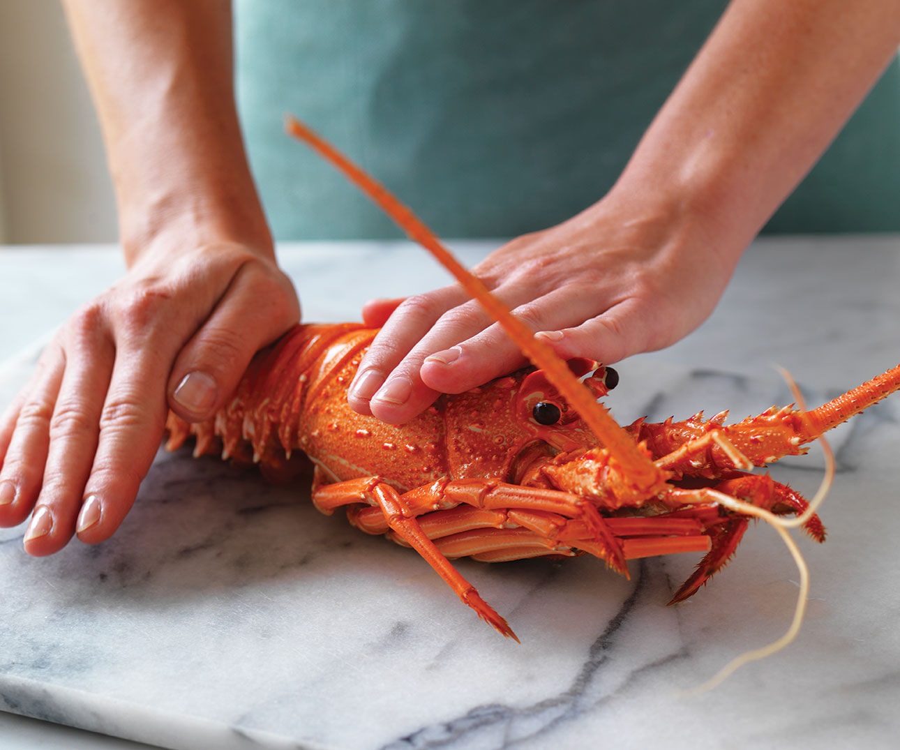 How To Halve And Clean A Cooked Lobster